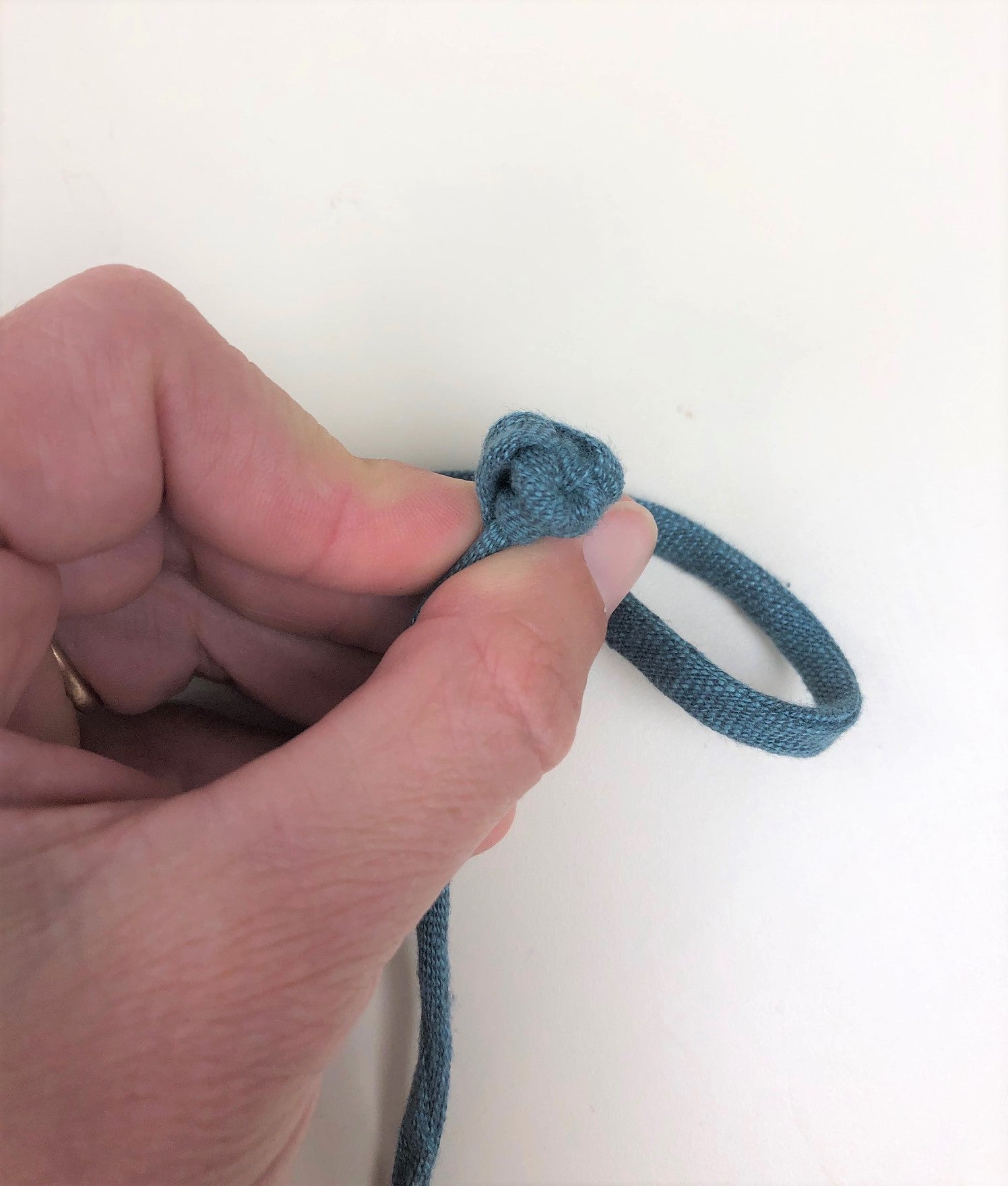 Handmade cording and knotted buttons - how to