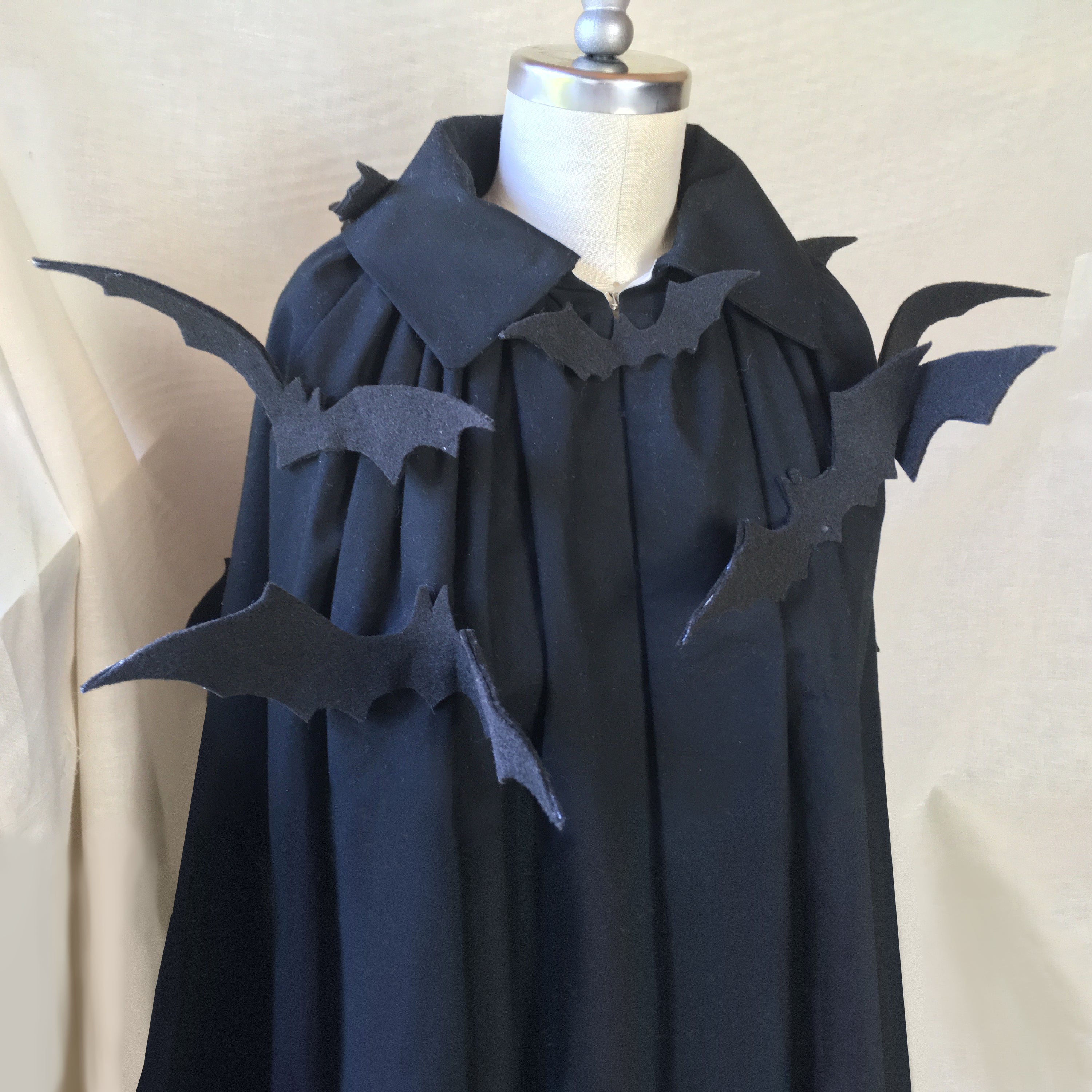 Make a Child's Halloween Costume with 208 Kinsale Cloak for Young Folk ...