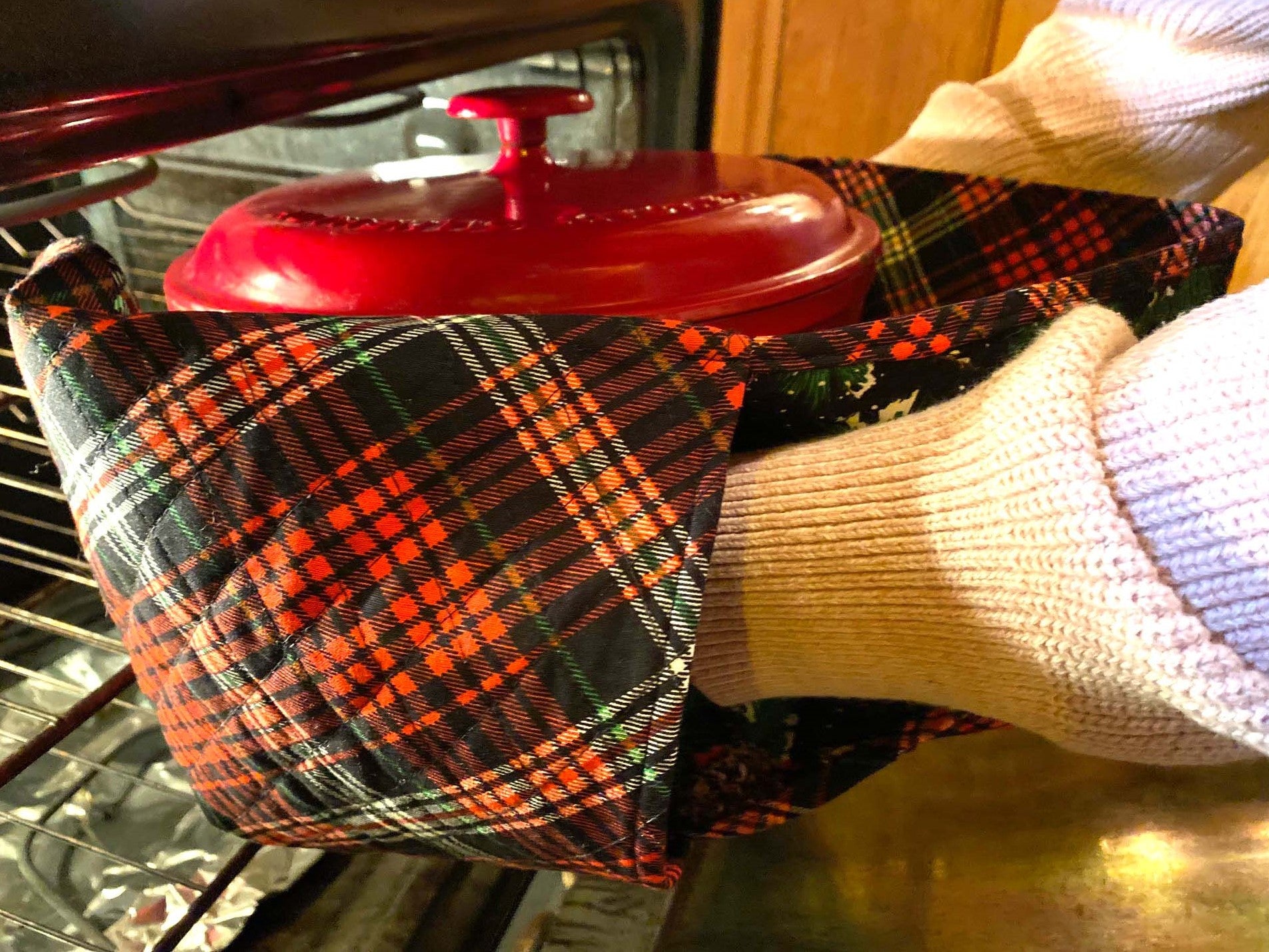 Free Pattern: Oven Mitts