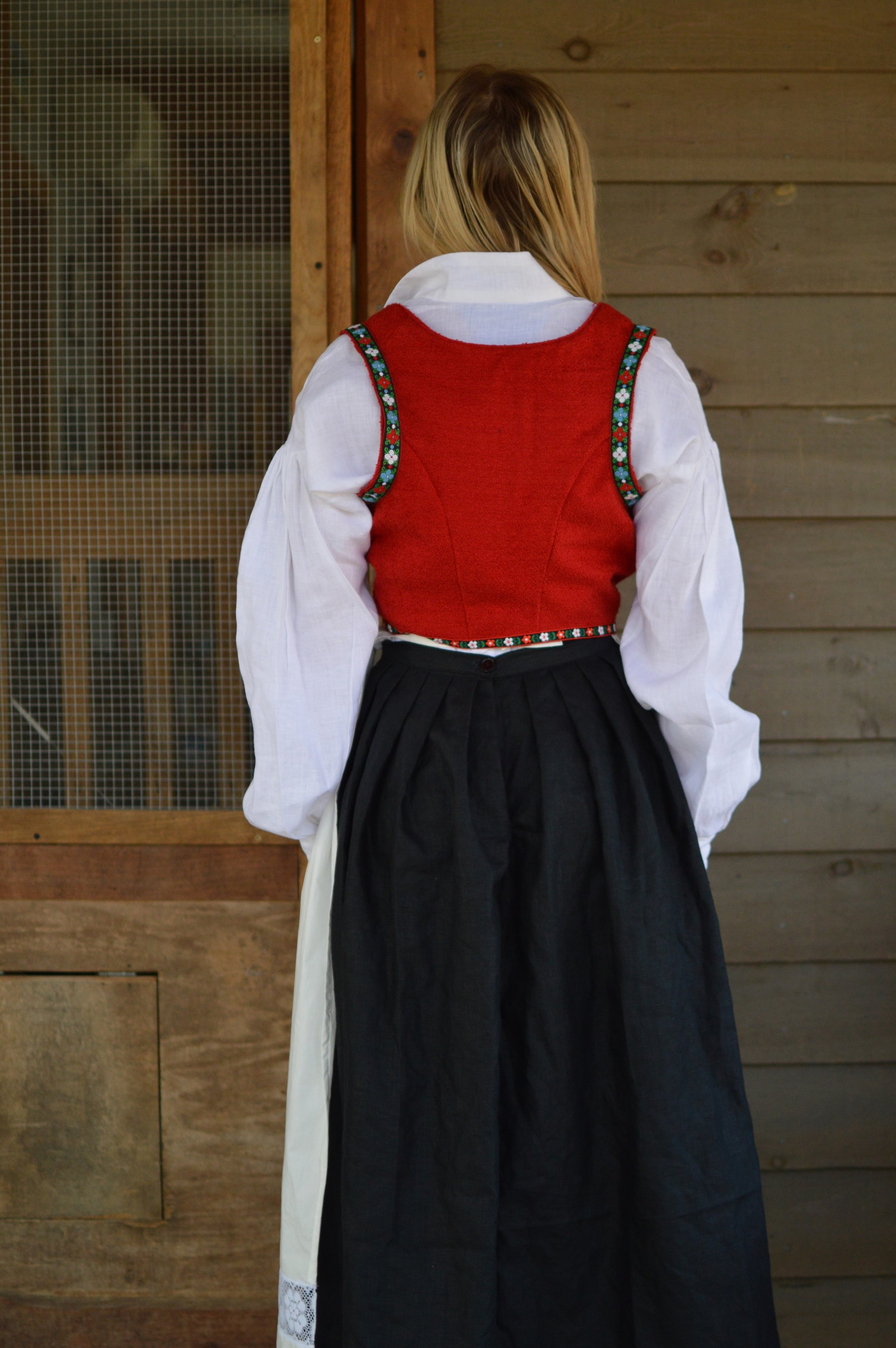 147 Norwegian Bunad - Folkwear 147 Norwegian Bunad - Folkwear