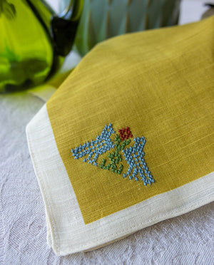 Avlea Embroidery Kits