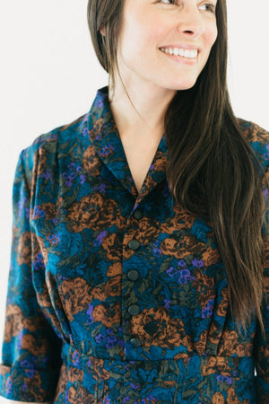 Close up of woman wearing the 247 Lindy Shirtdress butttoned up.