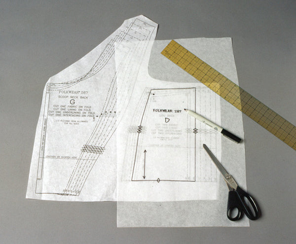 Clover non-woven interfacing sewing pattern tracing material - modeS4u